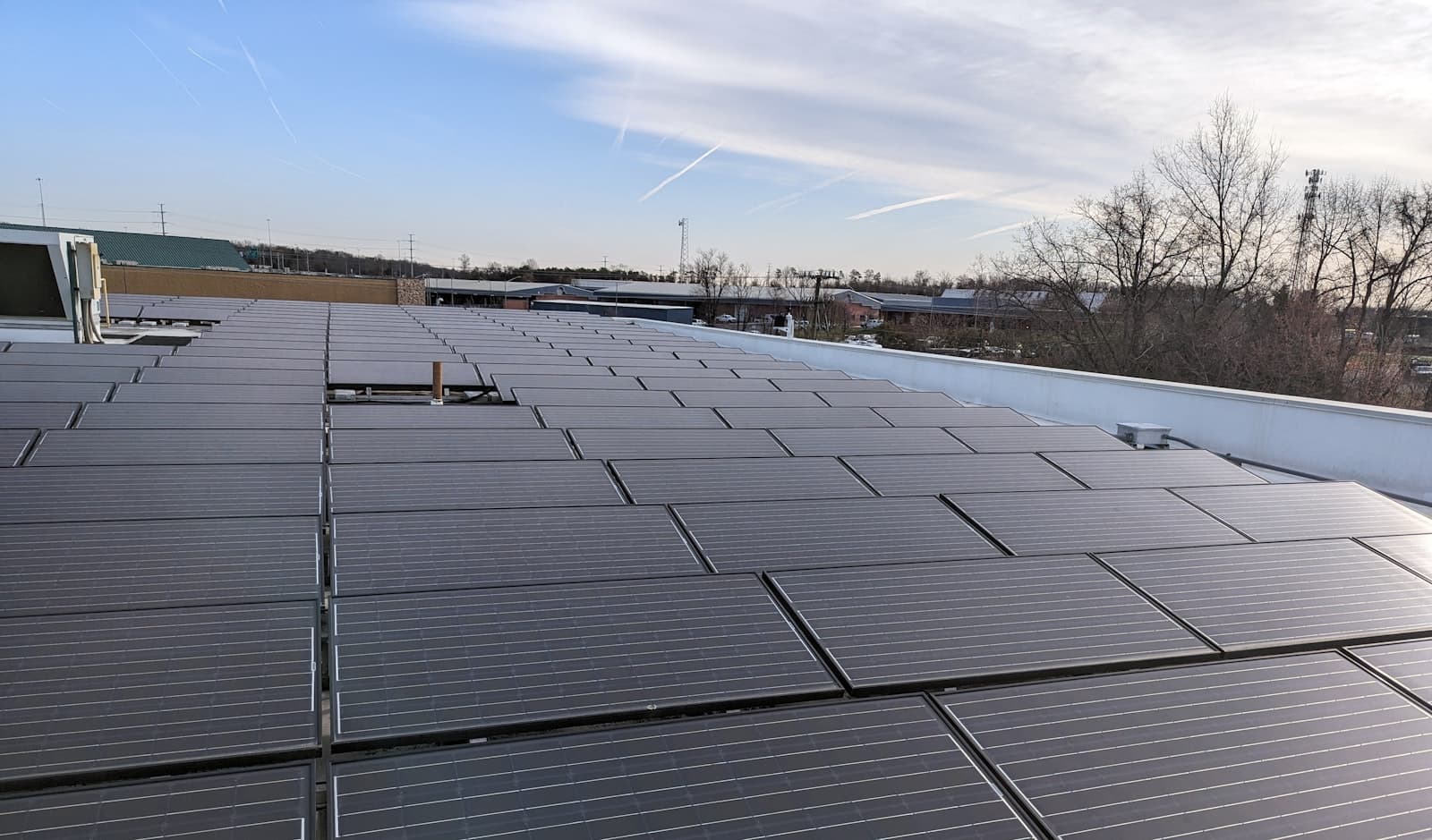 Wie gross muss meine Solaranlage sein? Die Schweizer Faustformel 2.5 für 2026